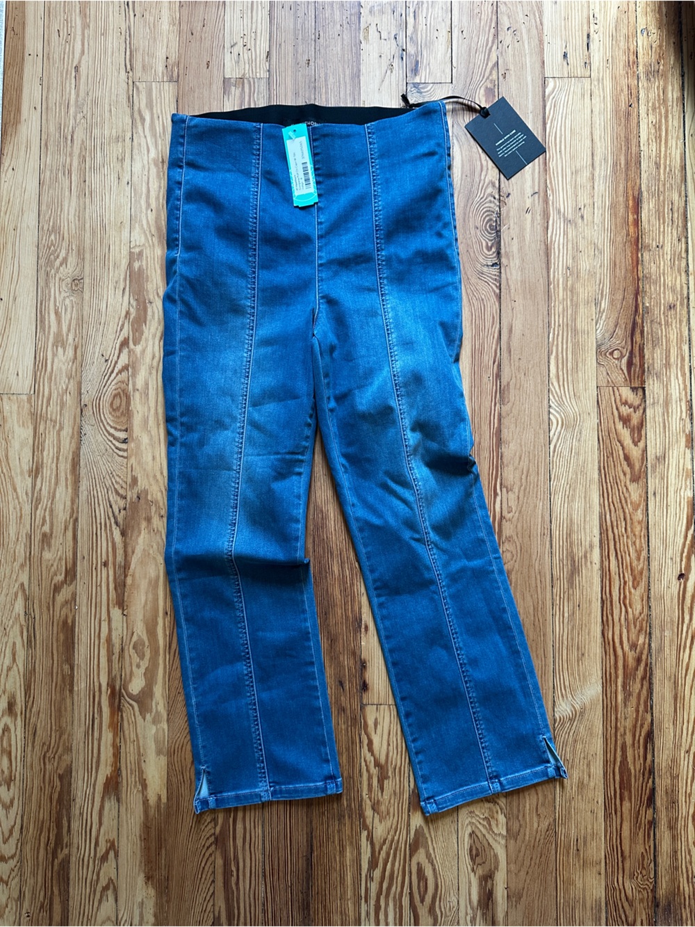41 Hawthorn Giorgiana Pull-On Capri